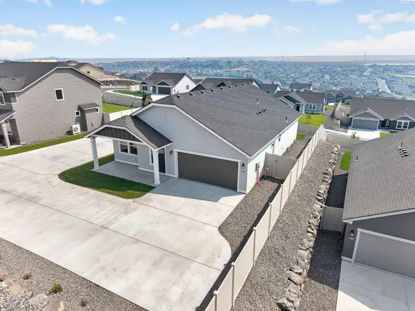 7142 W 24th Avenue, Kennewick, WA 99338