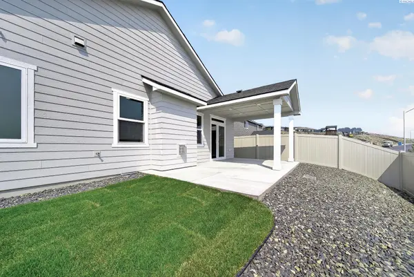 7142 W 24th Avenue, Kennewick, WA 99338