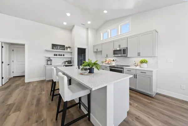 3651 Highview St., Richland, WA 99352