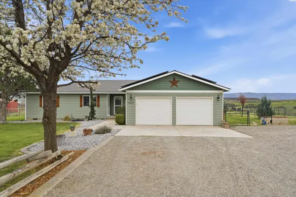 112503 W King Tull Rd, Prosser, WA 99350
