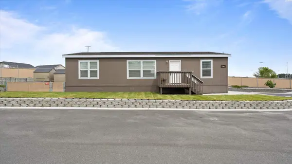 3517 Road 84, 106C, Pasco, WA 99301