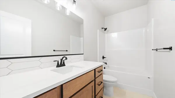 3539 Allison Way, Richland, WA 99532