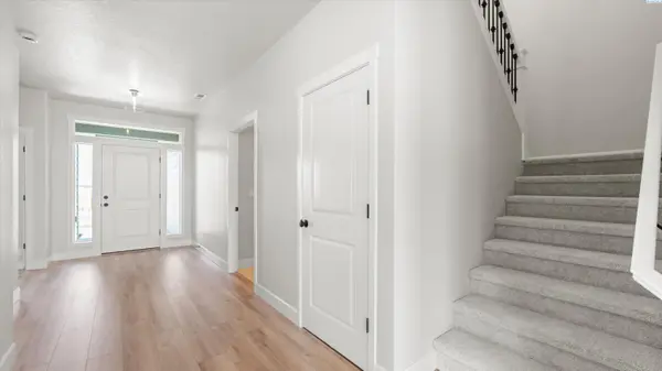 3539 Allison Way, Richland, WA 99532