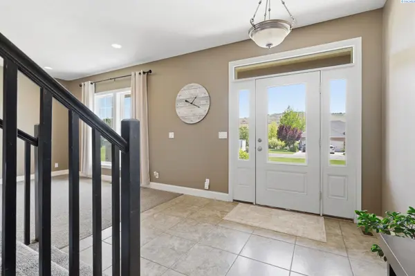 99206 E Ridgeview Dr., Kennewick, WA 99338