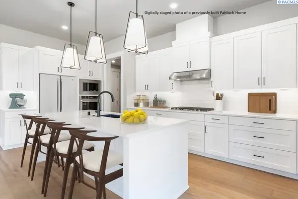 290 Epic Street, Richland, WA 99352