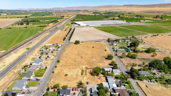 707 Fern St, Mabton, WA 98935