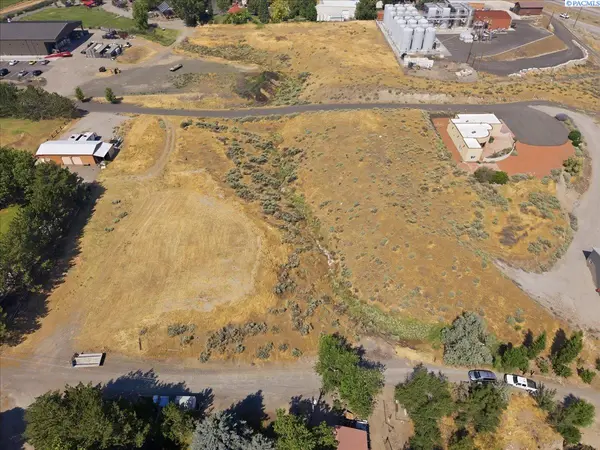NKA Chamnaview Ln, Richland, WA 99352