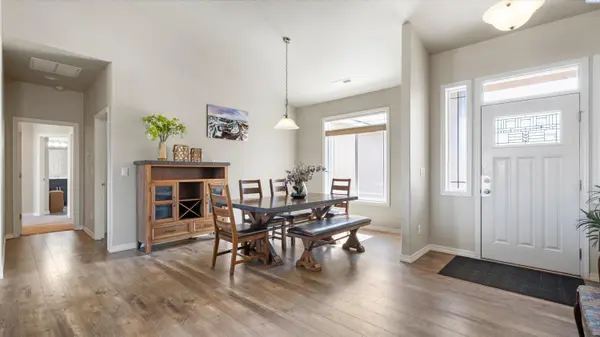 16904 E Love Lane, Benton City, WA 99320