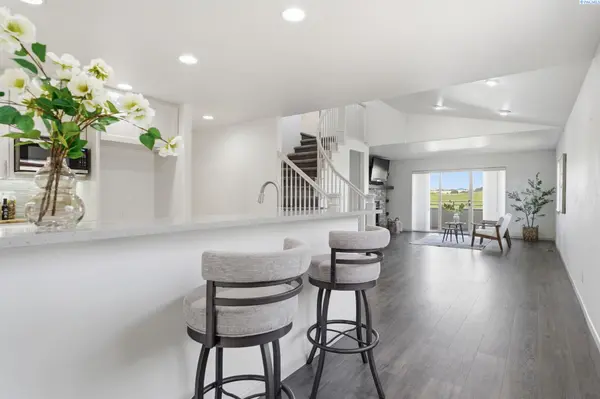 300 Columbia Point Dr Unit A-112, Richland, WA 99352
