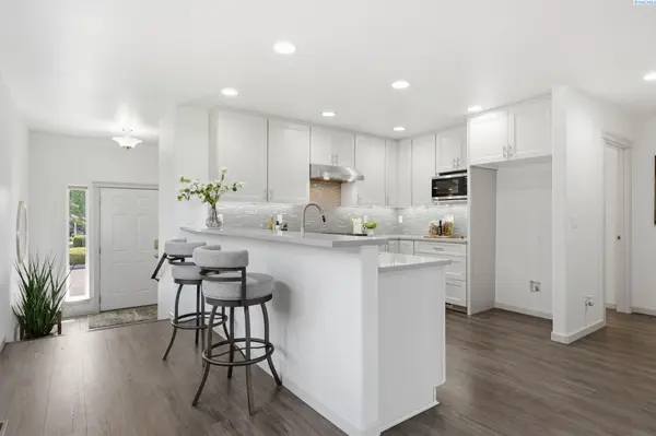 300 Columbia Point Dr Unit A-112, Richland, WA 99352