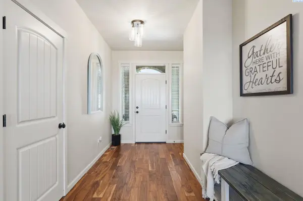 1628 Heidi Pl., Richland, WA 99352