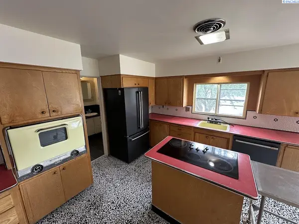 419 E Upper A, Colfax, WA 99111