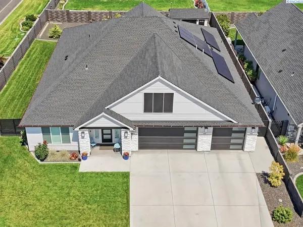 8317 Silver Mound Dr, Pasco, WA 99301