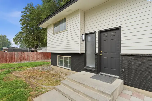 1828 W 19th Avenue, Kennewick, WA 99337