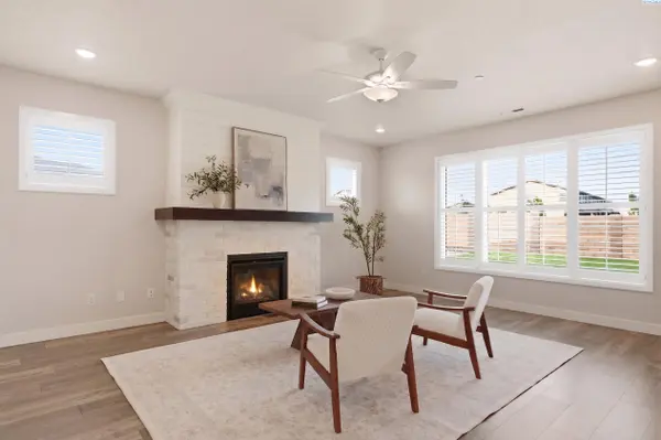 4453 Lolo Way, Richland, WA 99352