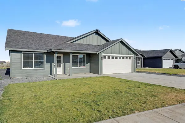 238 Parkside Pl, Ephrata, WA 98823