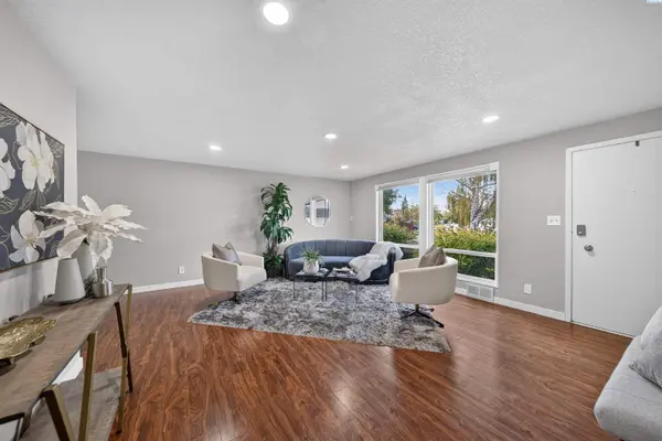 1016 #B Cedar St, Richland, WA 99354