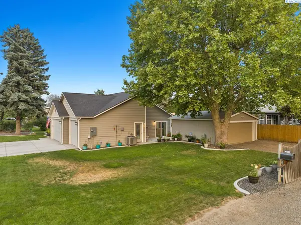 4409 W 7th Ave, Kennewick, WA 99336