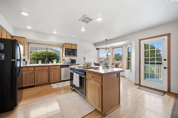 3504 S Reed Court, Kennewick, WA 99337