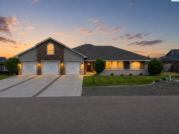 6401 Eagle Crest Drive, Pasco, WA 99301