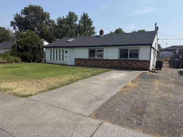 817 S Garfield St., Kennewick, WA 99336