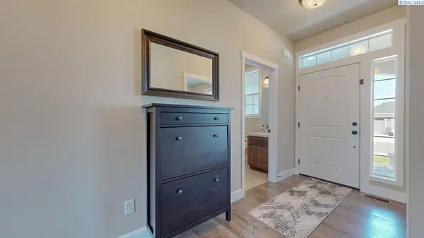 4290 S Anderson Place, Kennewick, WA 99337