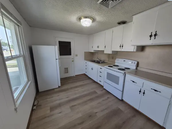 632 S Everett St, Kennewick, WA 99336