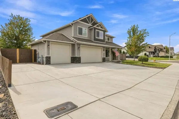 5902 Nauvoo Ln, Pasco, WA 99301