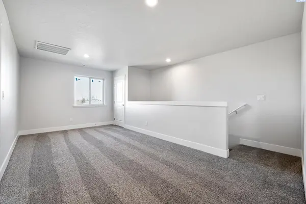4214 Road 114, Pasco, WA 99301