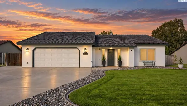 5602 Aspen Dr., West Richland, WA 99353