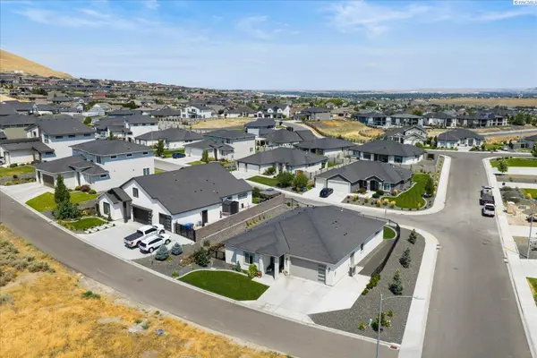 1882 Somers Lane, Richland, WA 99352