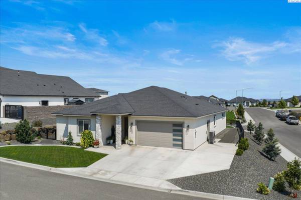 1882 Somers Lane, Richland, WA 99352