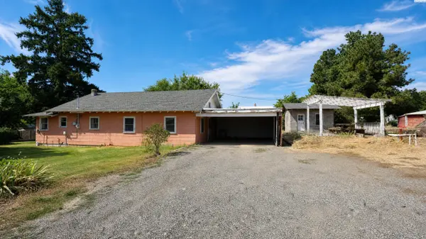 1912 Road 48, Pasco, WA 99301