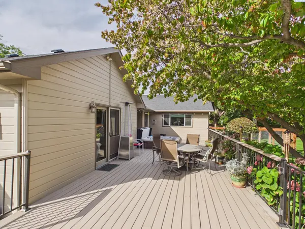 2422 Mark Ave, Richland, WA 99352
