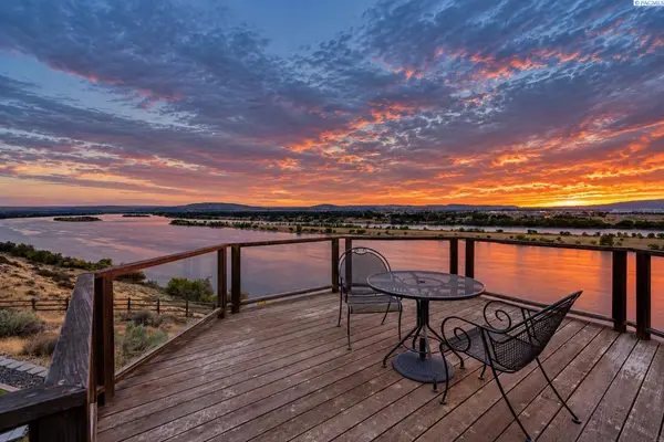 341 Sunnybank Rd., Pasco, WA 99301