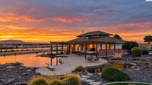 341 Sunnybank Rd., Pasco, WA 99301