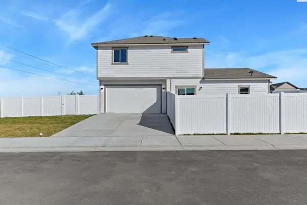 302 Kraus Ct, West Richland, WA 99353