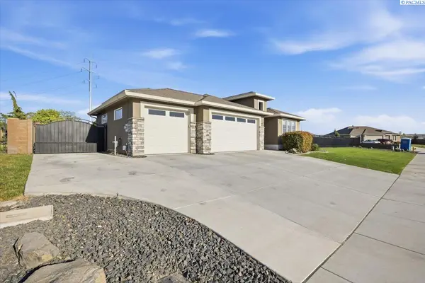 2576 Tiger Lane, Richland, WA 99352-8864