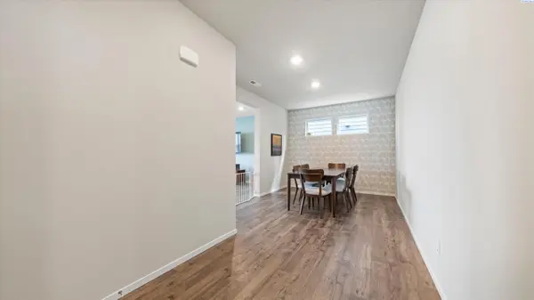 8072 Ranchland Ln, West Richland, WA 99353