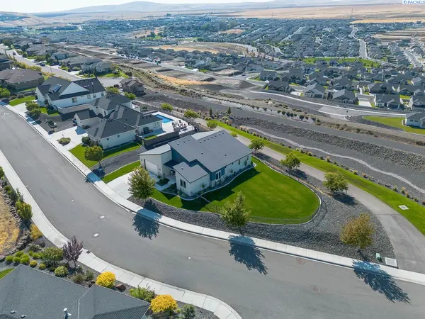 7095 W 23rd Avenue, Kennewick, WA 99338