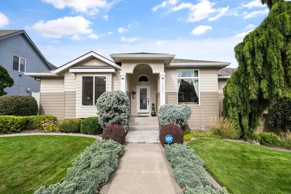 1995 Penny Royal Ave, Richland, WA 99352