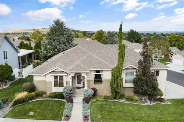 1995 Penny Royal Ave, Richland, WA 99352