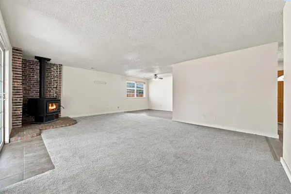 316 S Neel St, Kennewick, WA 99336-4237