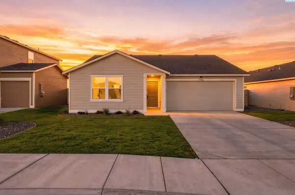 11216 Nottingham Dr, Pasco, WA 99301