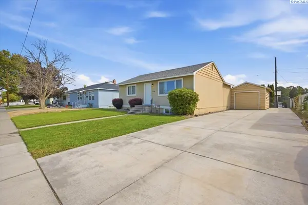 2006 Everest Ave, Richland, WA 99354-2230