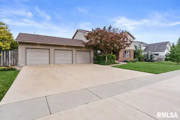 312 Westwinds DR, Jacksonville, IL 62650