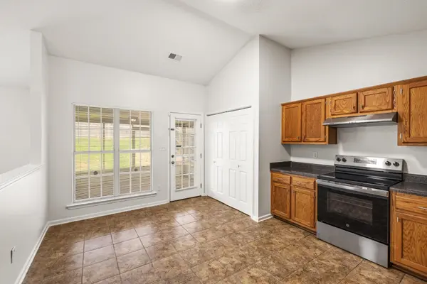 2779 SHADY WELL CV, Cordova, TN 38016