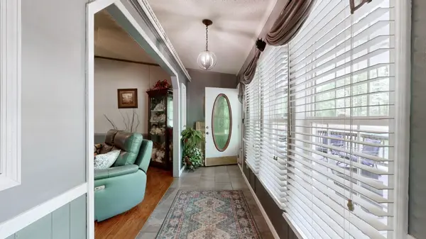 250 Brazzell Rd, Dickson, TN 37055
