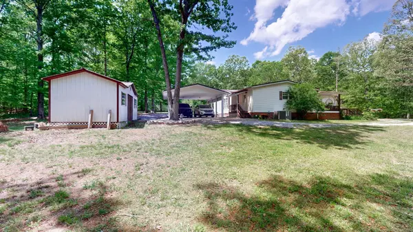 250 Brazzell Rd, Dickson, TN 37055