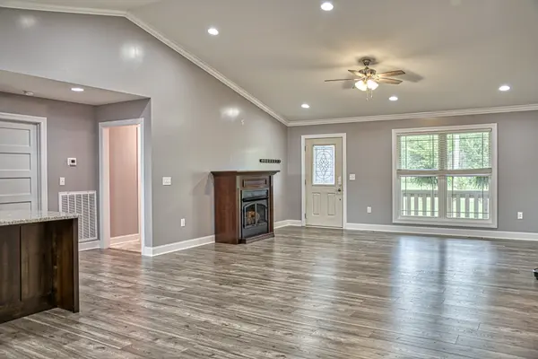 795 Buffalo Valley Rd, Baxter, TN 38544